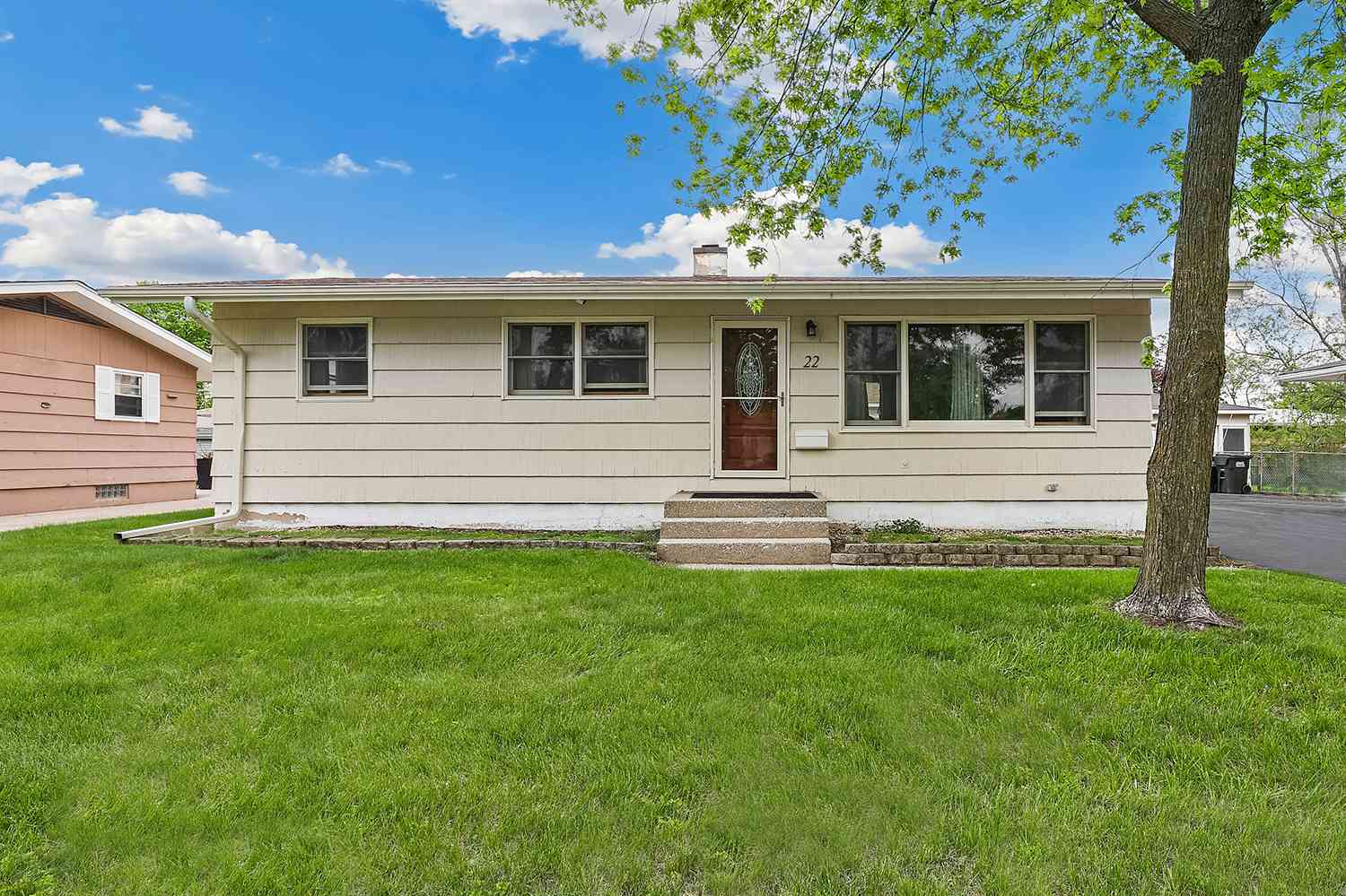 Homes For Sale - 22 Arrowhead Drive<br/> Thornton, IL 60476