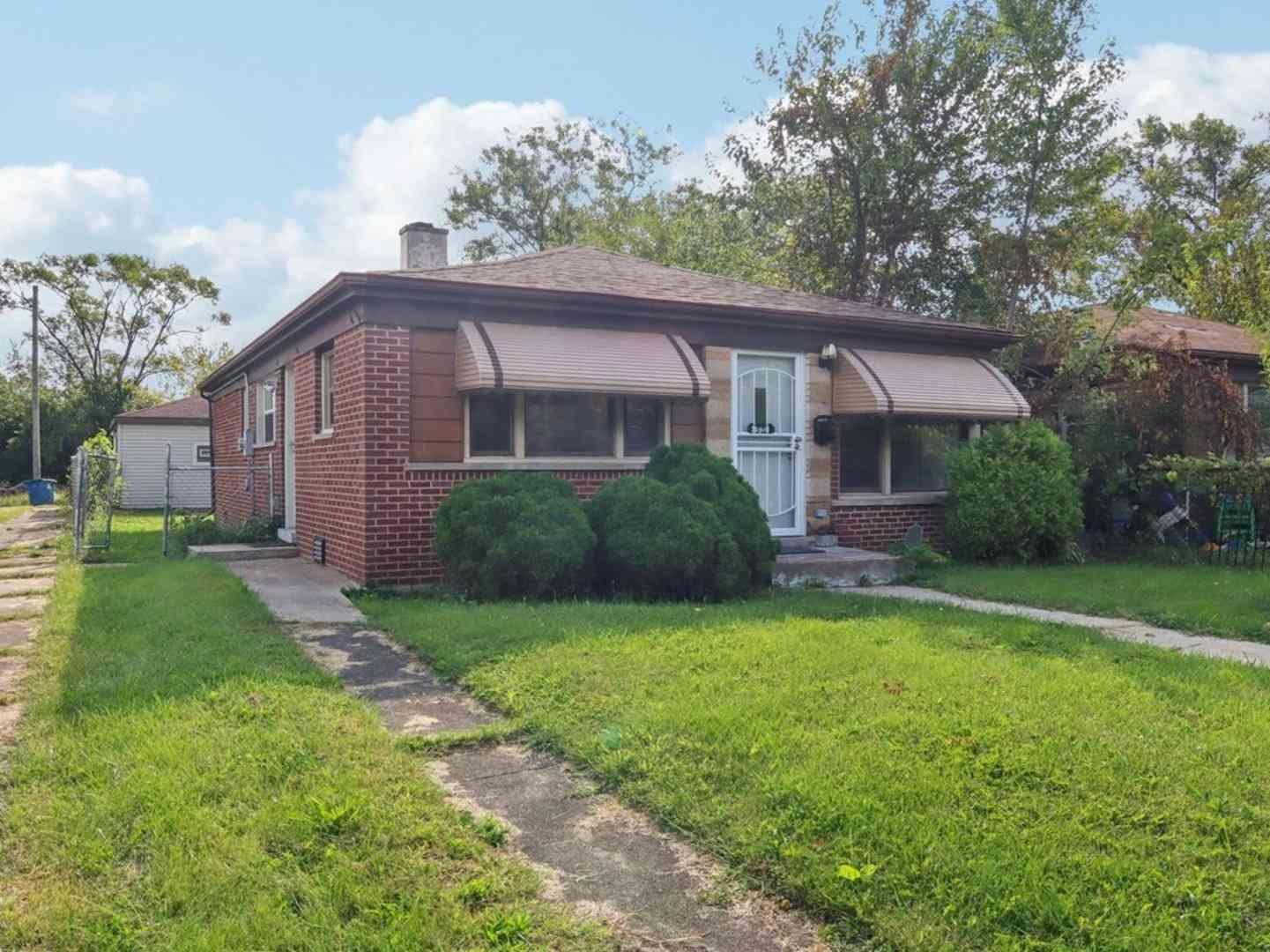Homes For Sale - 14901 Western Avenue<br/> Harvey, IL 60426