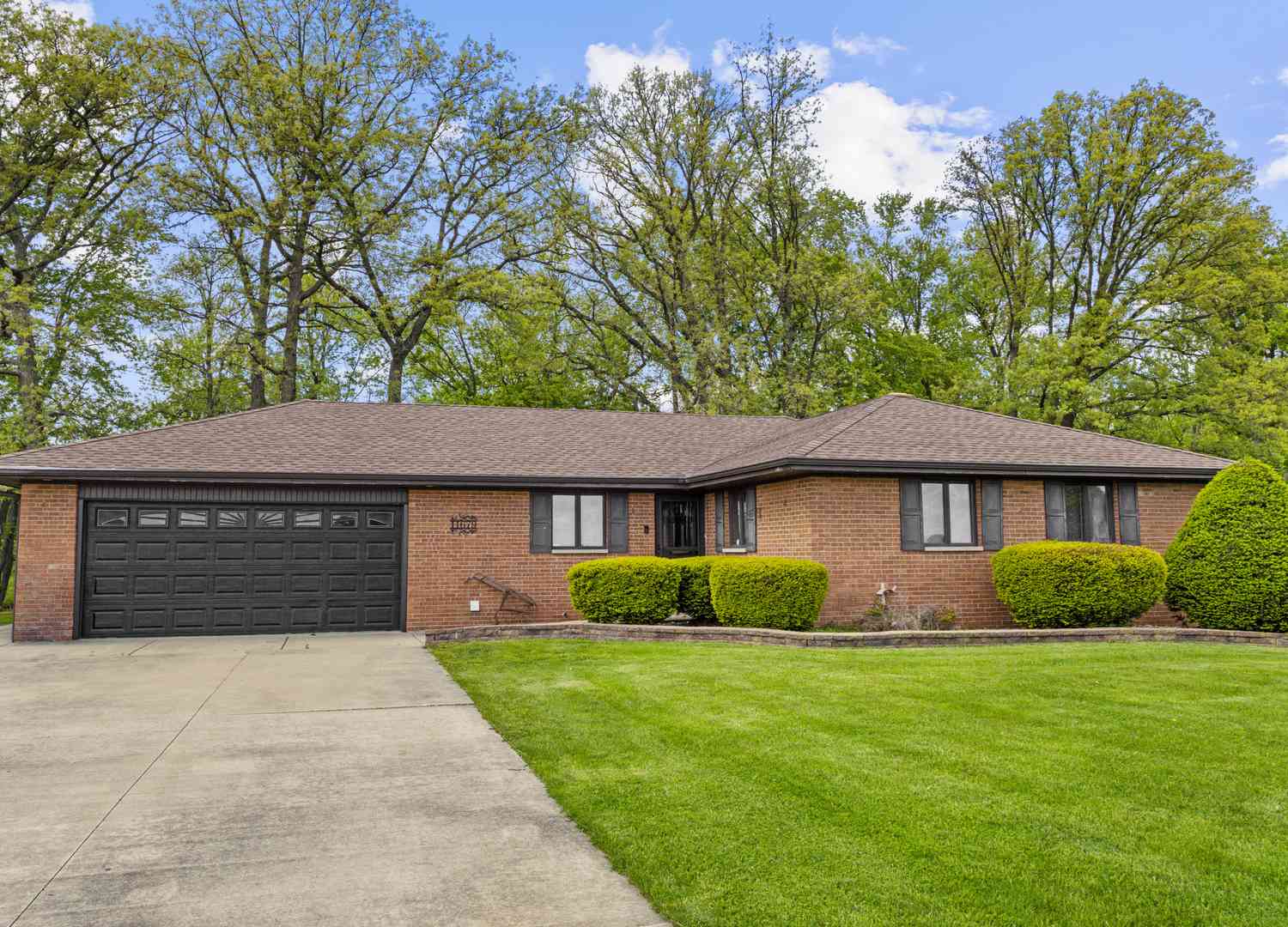 Homes For Sale - 11679 E Gregg Boulevard<br/> Kankakee County, Momence, IL 60954