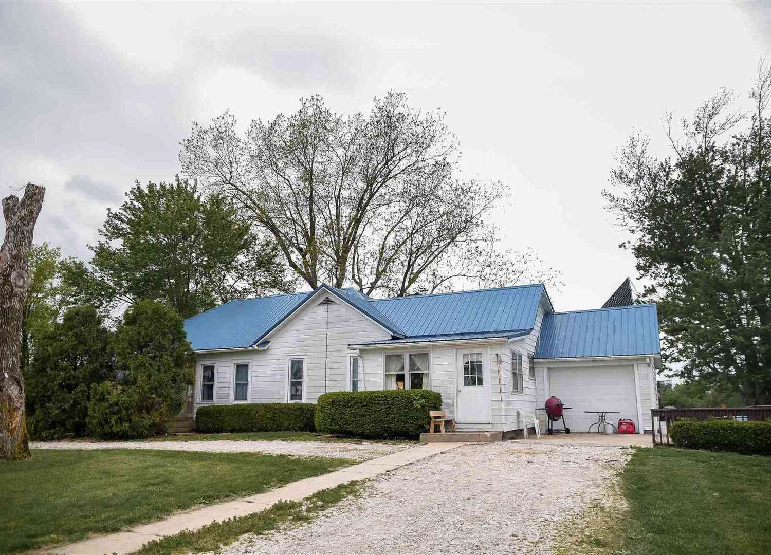 Homes For Sale - 2729 N 250th Ave<br/> Liberty, IL 62347