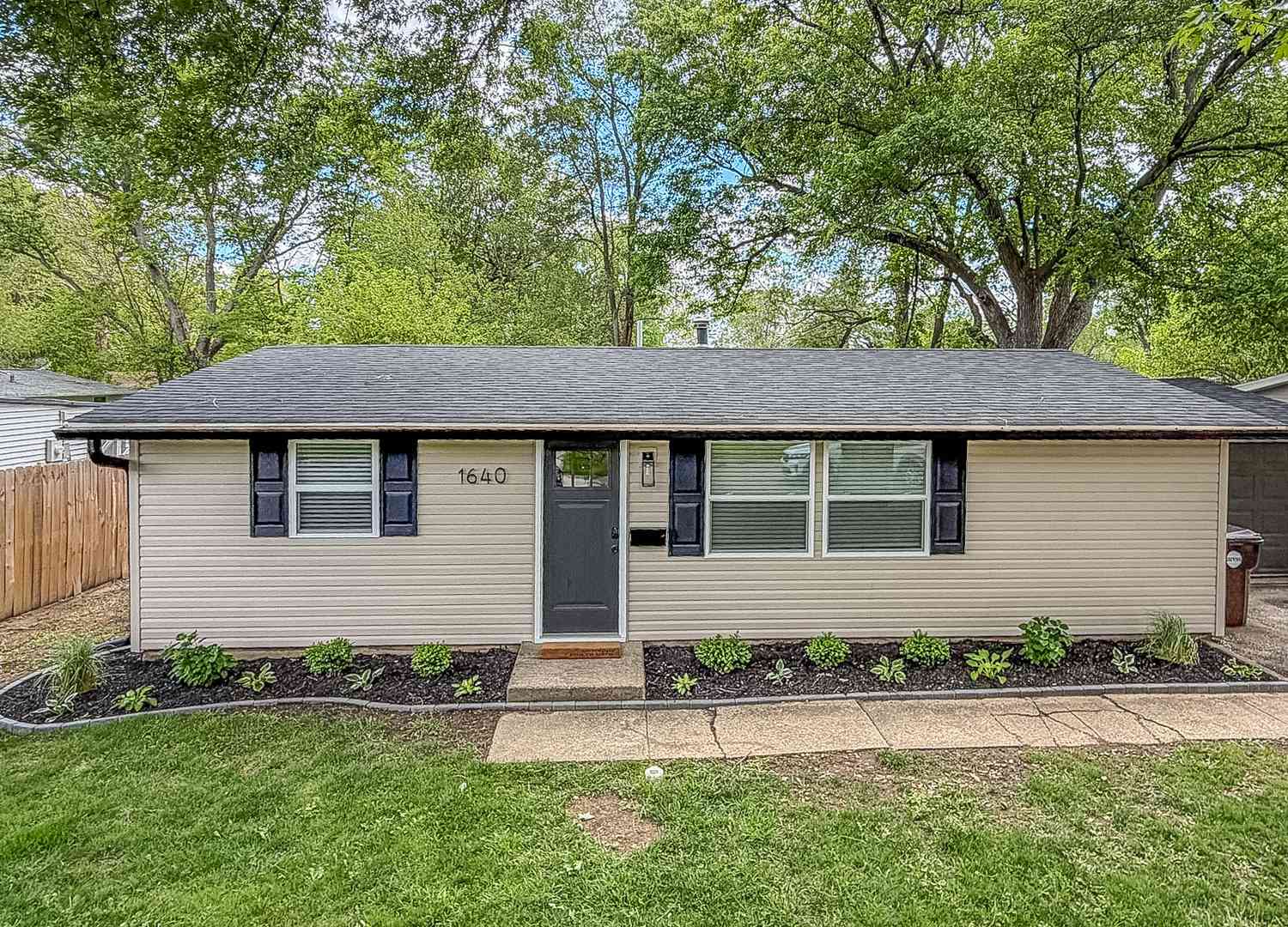 Homes For Sale - 1640 Short Street<br/> Rantoul, IL 61866