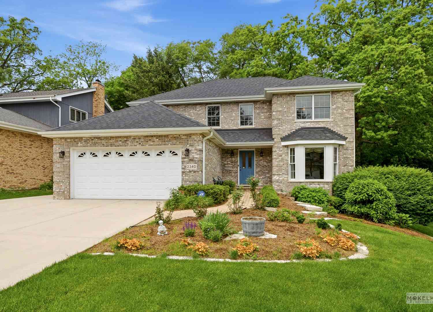 Homes For Sale - 2340 Ridgewood Road<br/> Lisle, IL 60532