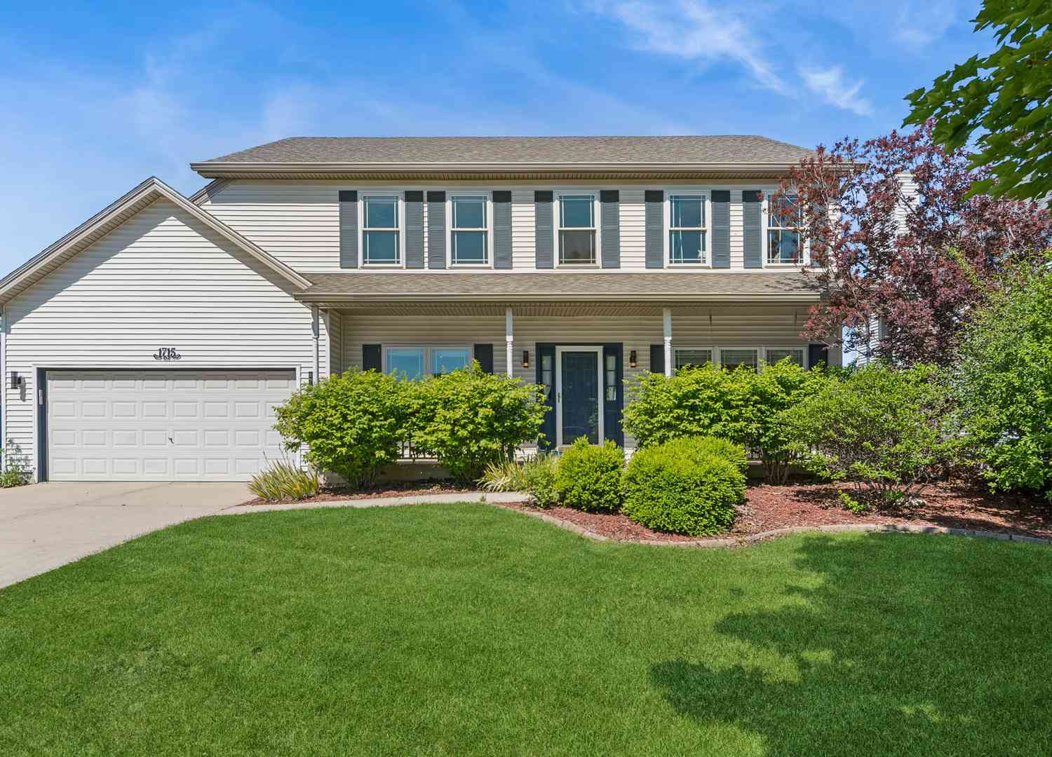 Homes For Sale - 1715 Brighton Lane<br/> Plainfield, IL 60586