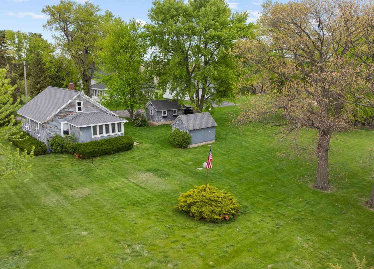 Homes For Sale - 8162 S Perryville Road<br/> Cherry Valley, IL 61016