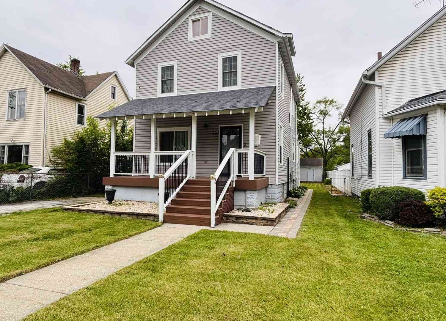Homes For Sale - 15736 Turlington Avenue<br/> Harvey, IL 60426