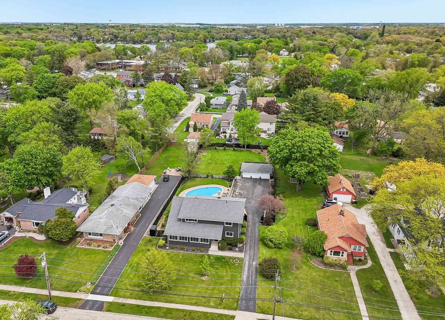 Homes For Sale - 128 W Park Street<br/> Mundelein, IL 60060