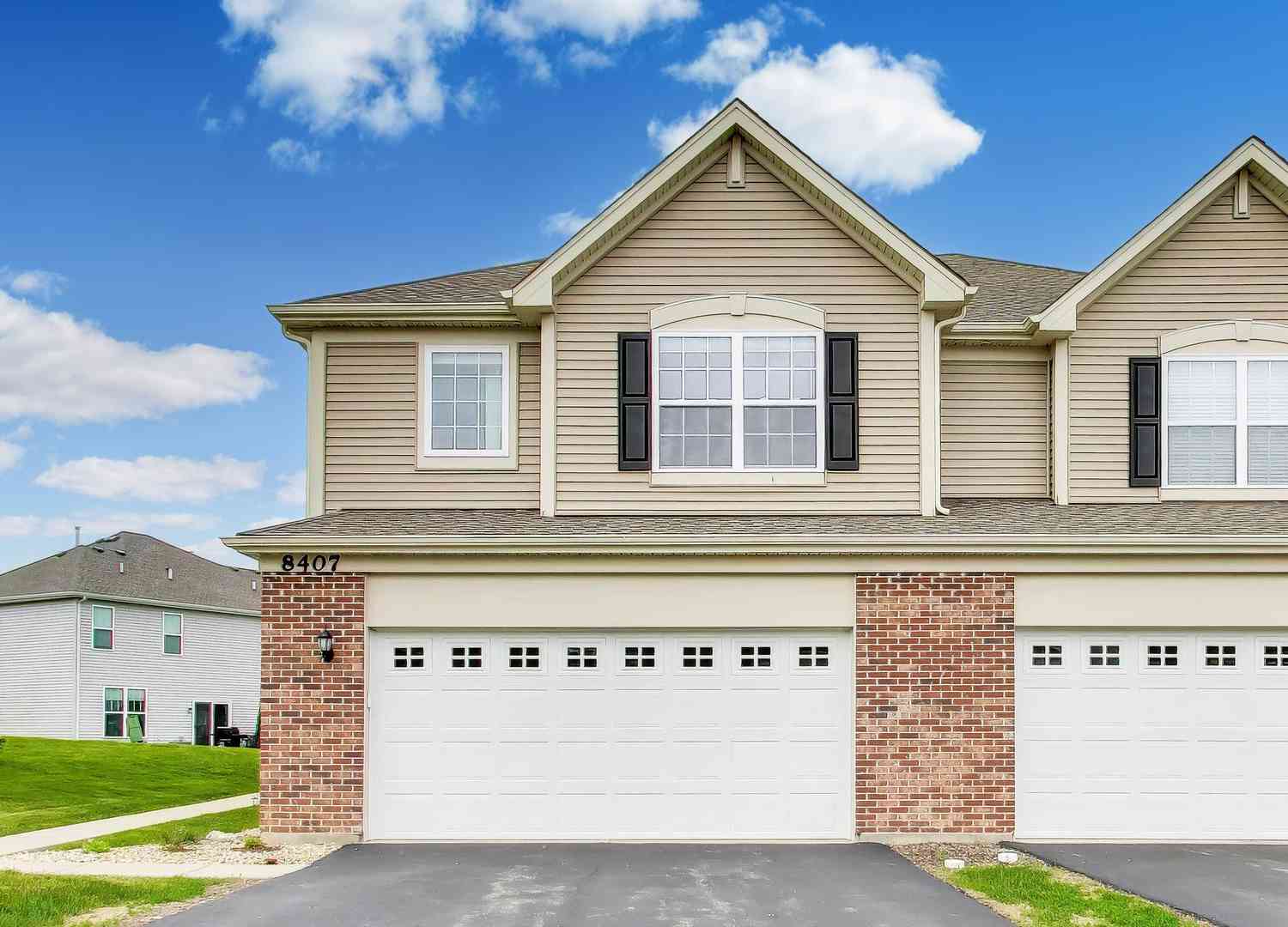 Homes For Sale - 8407 Stillwater Road<br/> Mchenry County, Wonder Lake, IL 60097