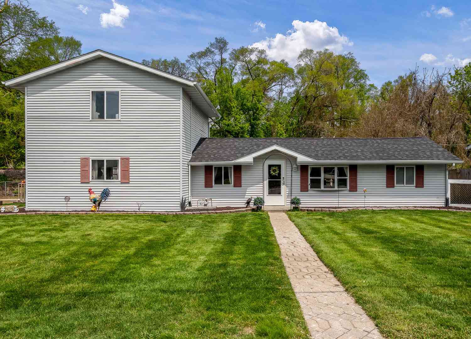 Homes For Sale - 410 Elgin Street<br/> Cherry Valley, IL 61016