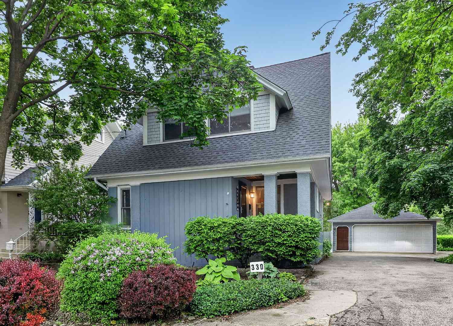 Homes For Sale - 330 N Main Street<br/> Glen Ellyn, IL 60137