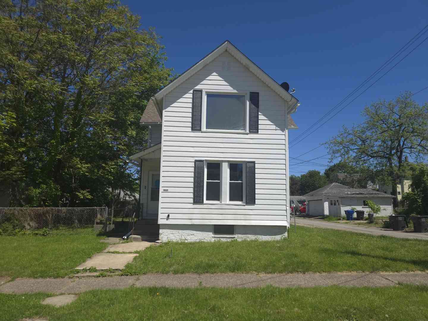 Homes For Sale - 1306 17th Street<br/> Moline, IL 61265