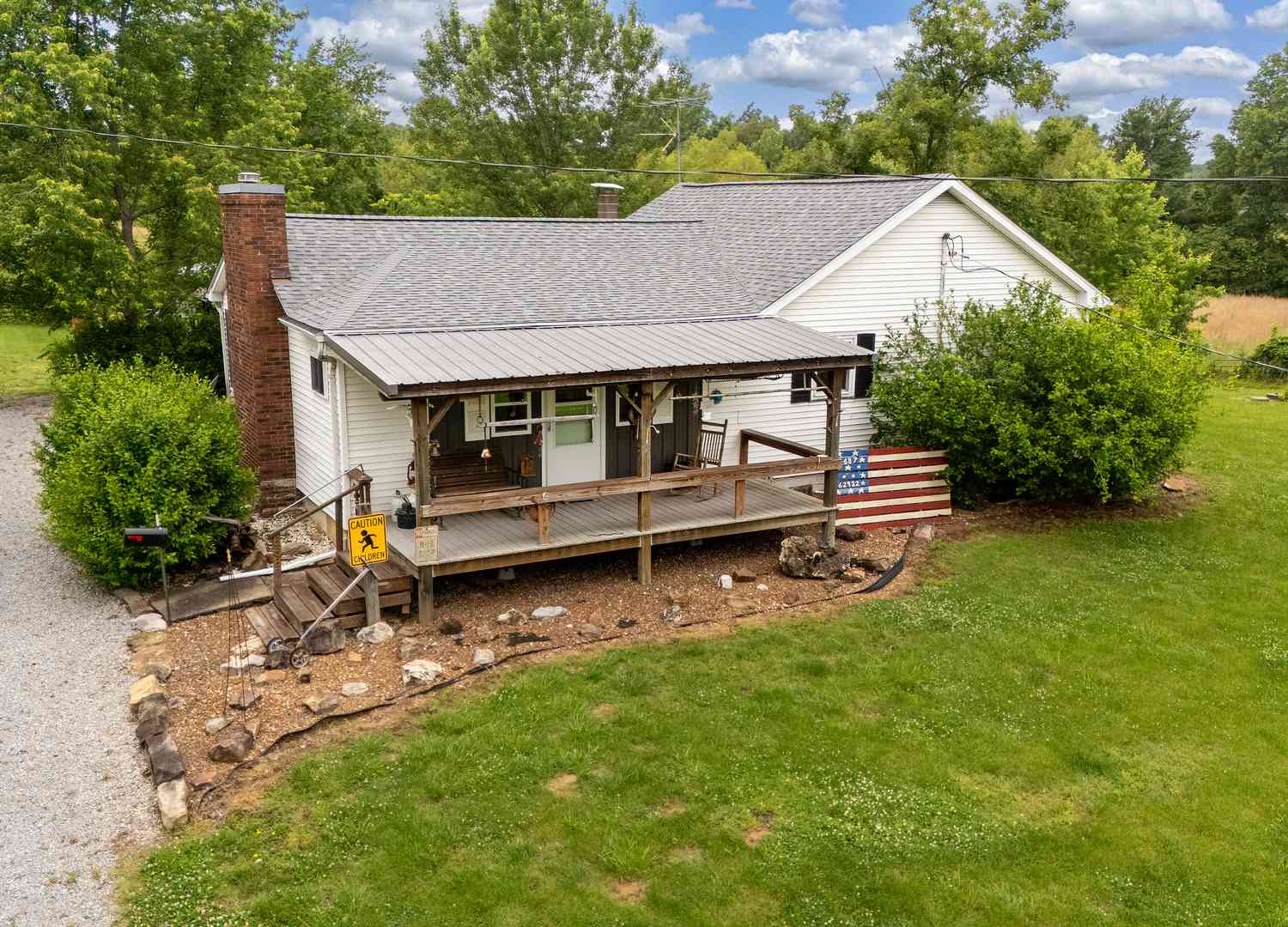 Homes For Sale - 6687 Route 166<br/> Williamson County, Creal Springs, IL 62922