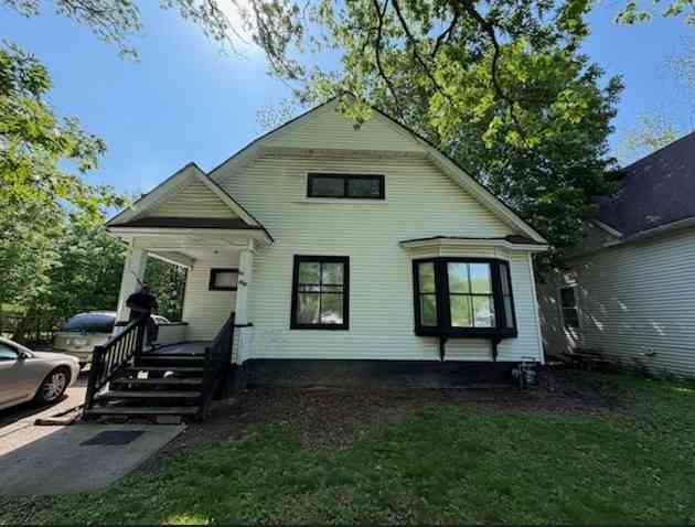 Homes For Sale - 220 Kentucky Avenue<br/> Danville, IL 61832