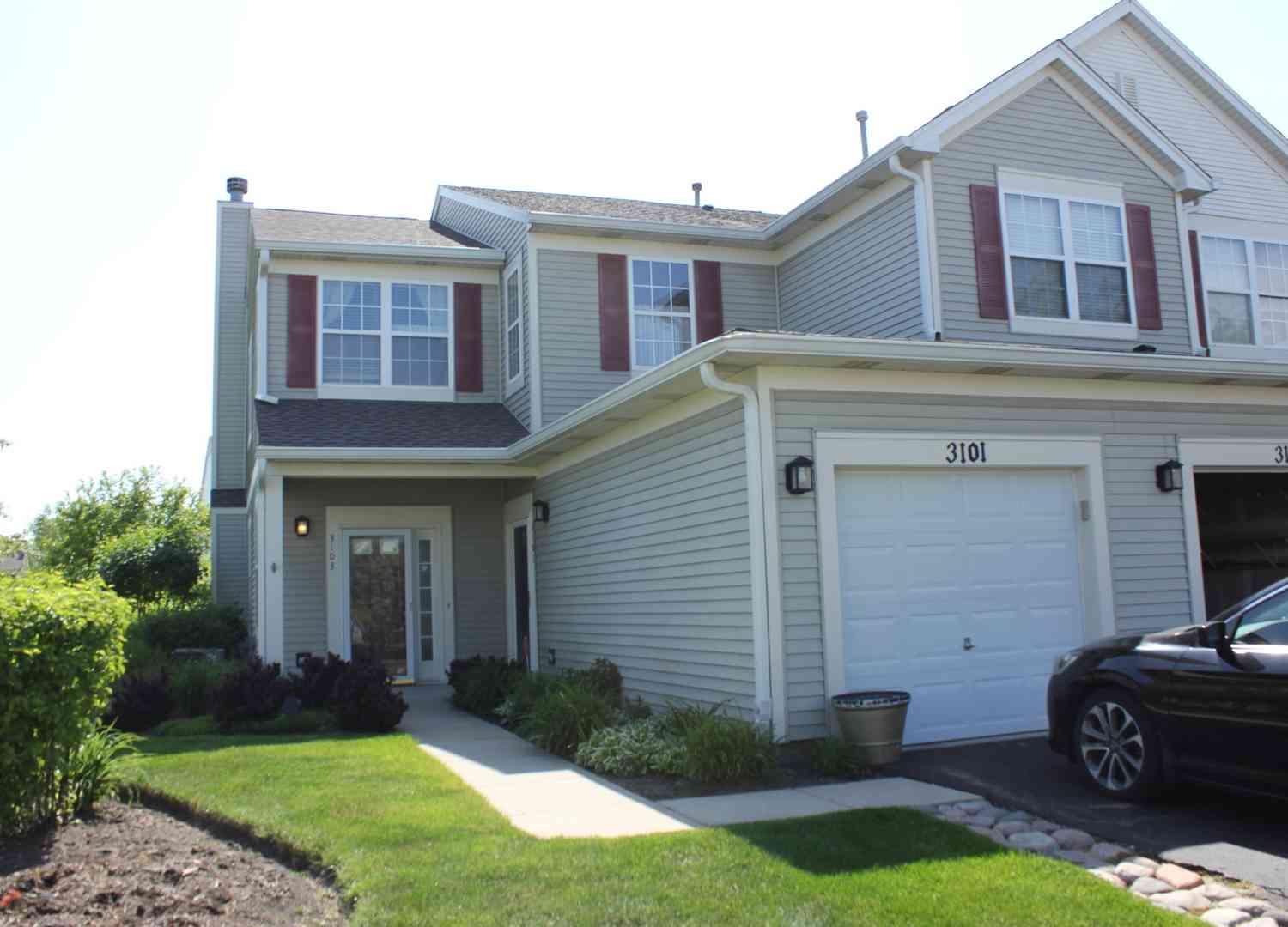 Homes For Sale - 3103 Falling Waters Lane #3103<br/> Lindenhurst, IL 60046