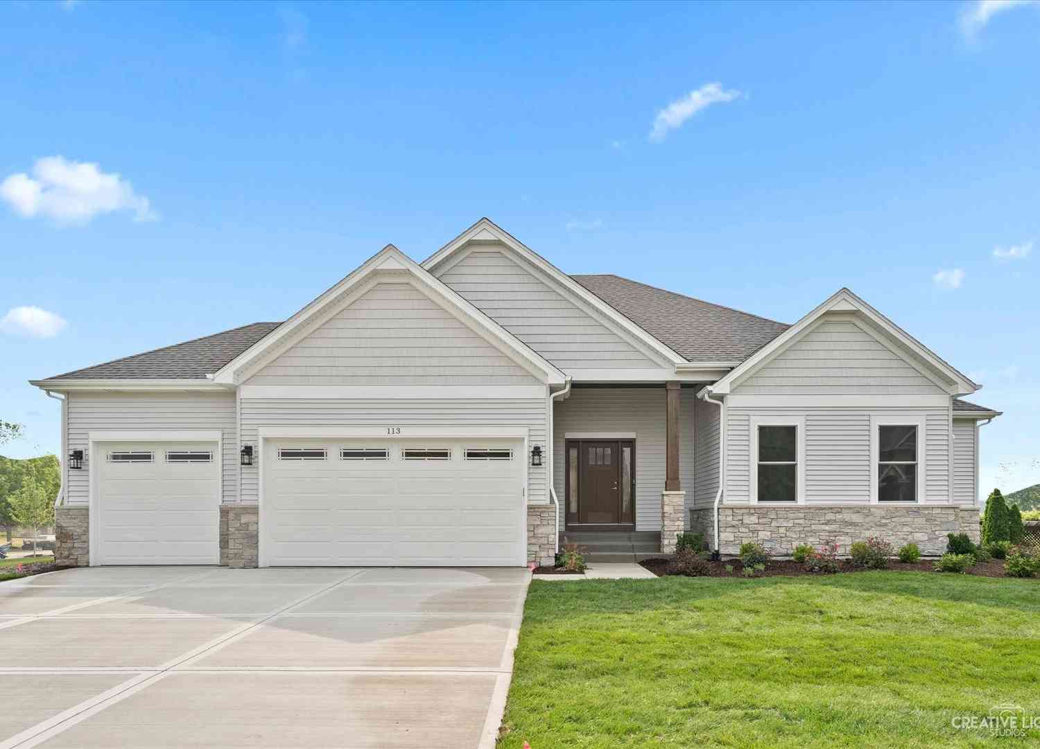 Homes For Sale - 675 Cumberland Lane<br/> Oswego, IL 60543