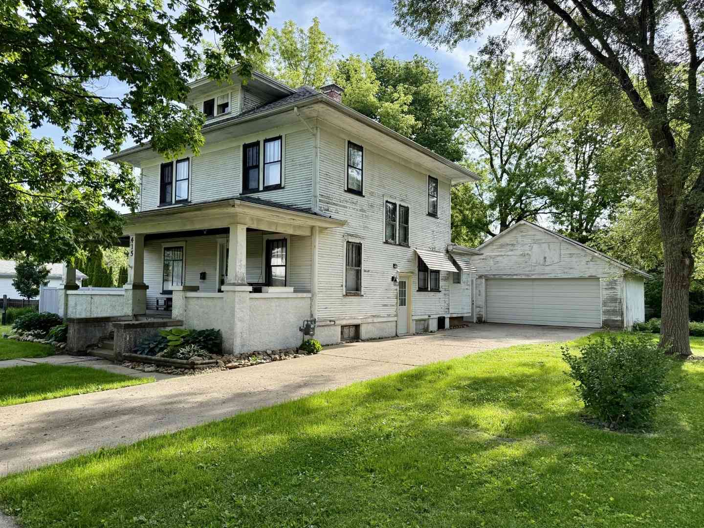 Homes For Sale - 415 Sw 4th Avenue<br/> Galva, IL 61434