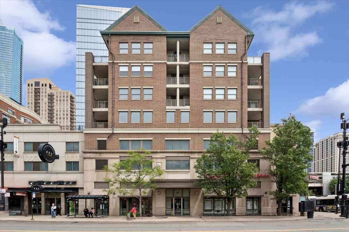 Homes For Sale - 1155 S State Street #C406<br/> Chicago, IL 60605