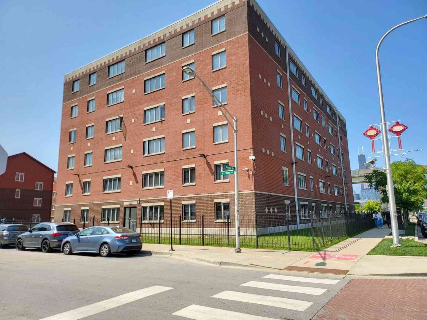 Homes For Sale - 1828 S Wentworth Avenue #2B<br/> Chicago, IL 60616
