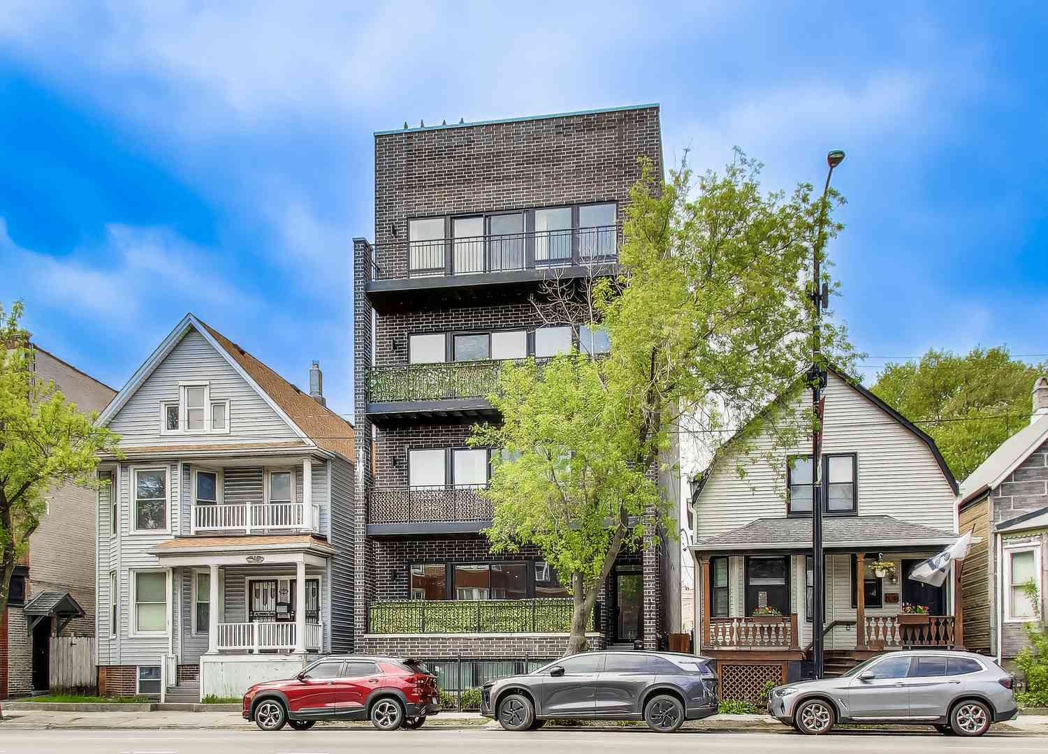 Homes For Sale - 5042 N Western Avenue #PH<br/> Chicago, IL 60625