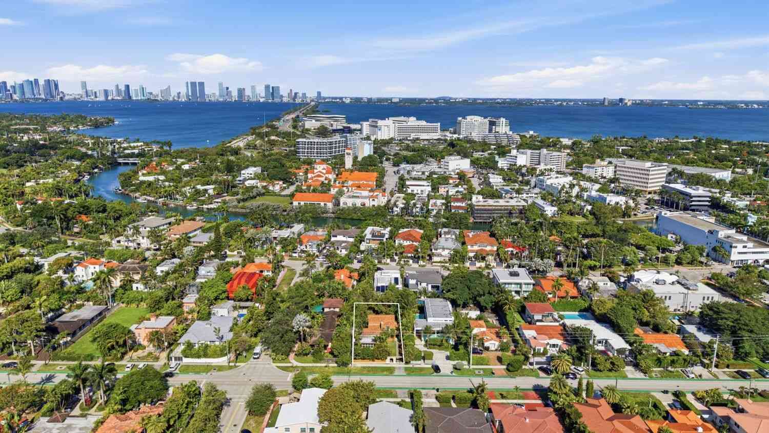Homes For Sale - 3716 Prairie Avenue<br/> Miami Beach, FL 33140