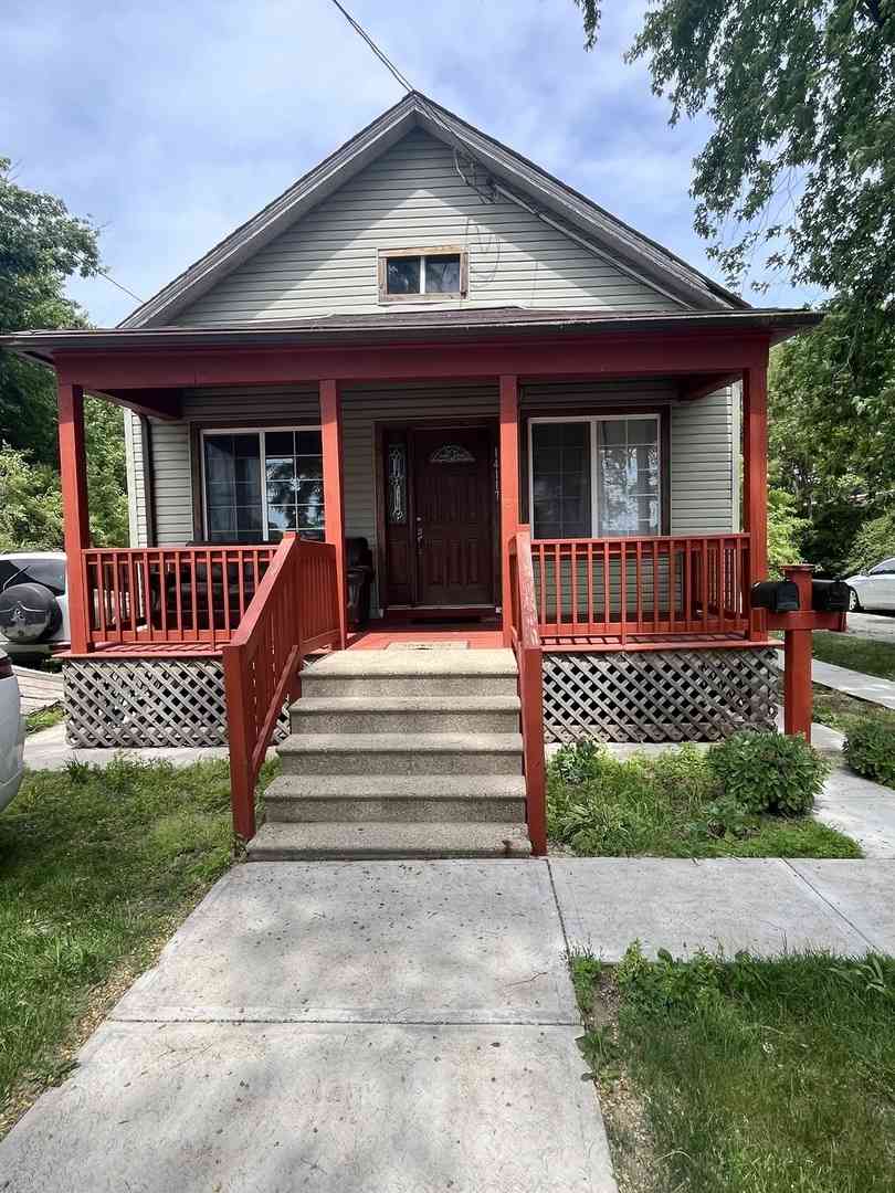 Homes For Sale - 14117 Lincoln Avenue<br/> Cook County, Dolton, IL 60419