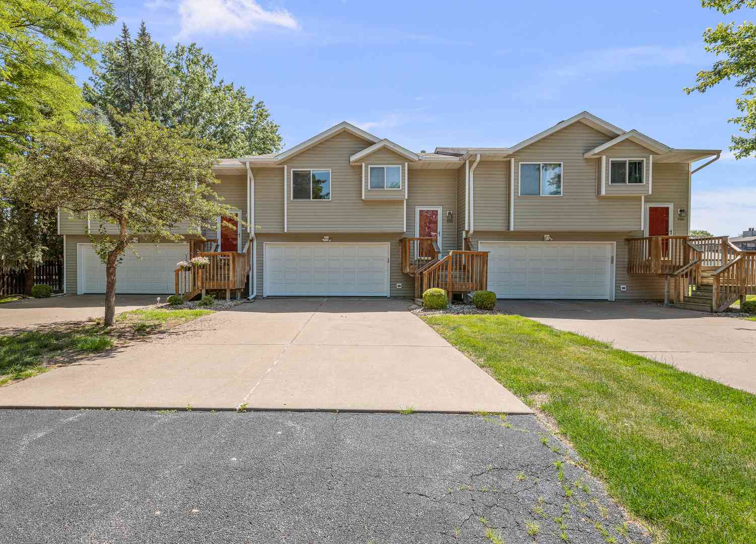 Homes For Sale - 3004 3rd Street #10<br/> Moline, IL 61264