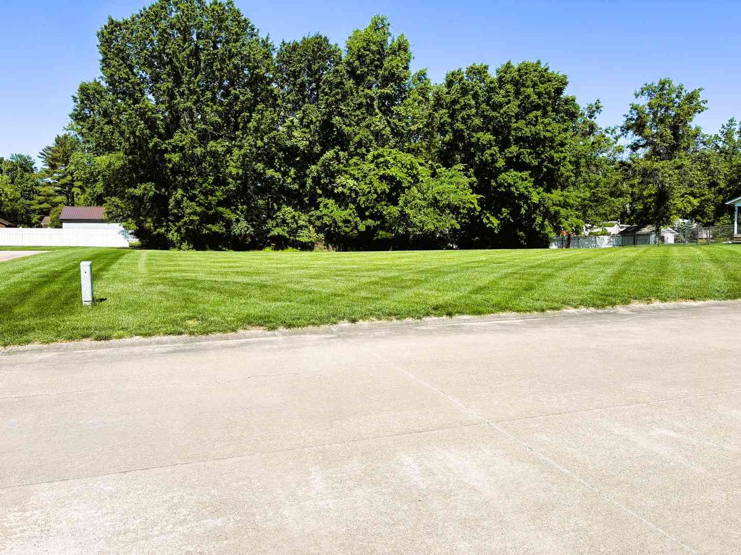 Vacant Land For Sale - 22 Clearlake Dr Drive<br/> Marion County, Centralia, IL 62801