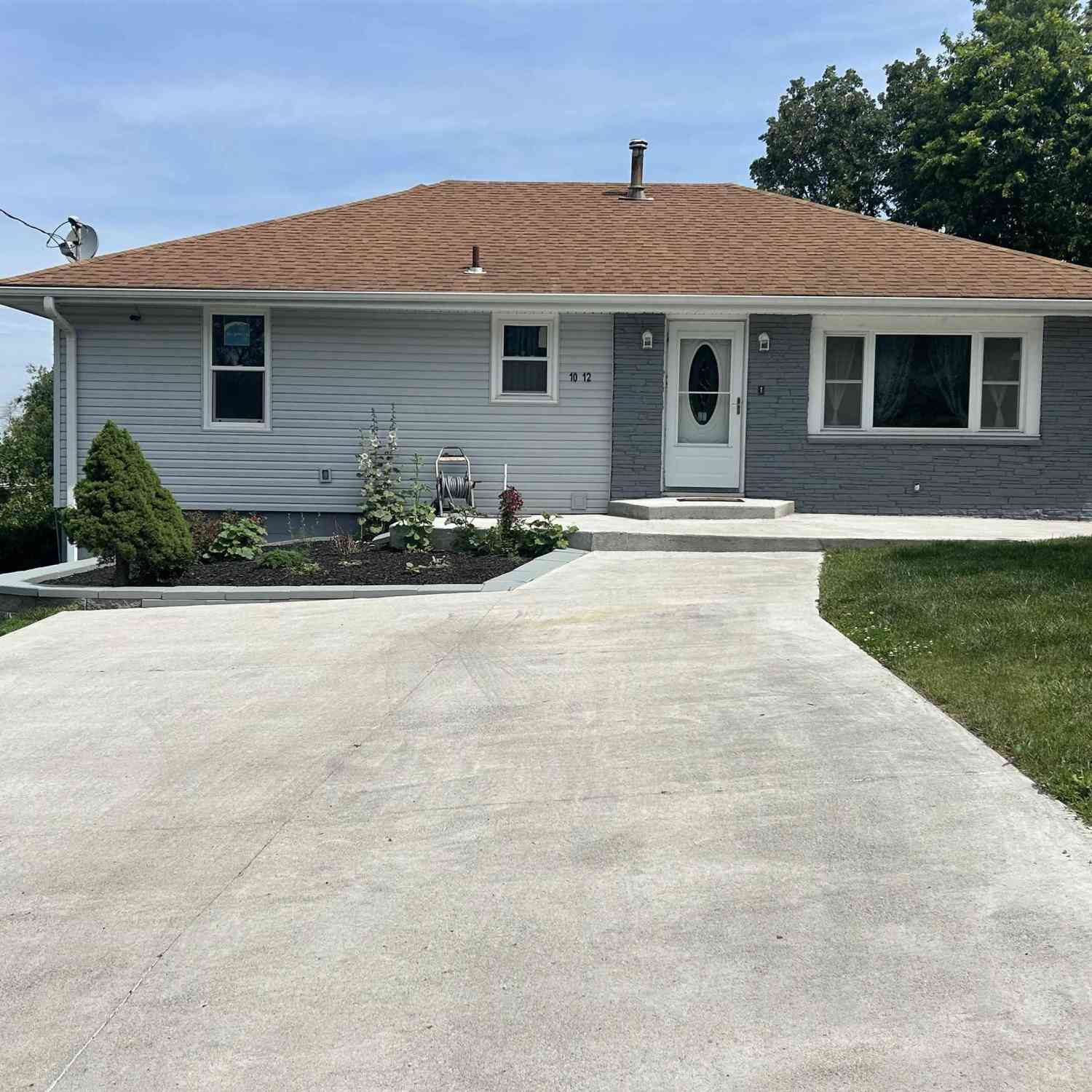 Homes For Sale - 1012 3rd Avenue<br/> Crawford County, Denison, IA 51442