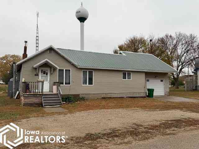 Homes For Sale - 203 Oregon Street<br/> Kossuth County, Lone Rock, IA 50559
