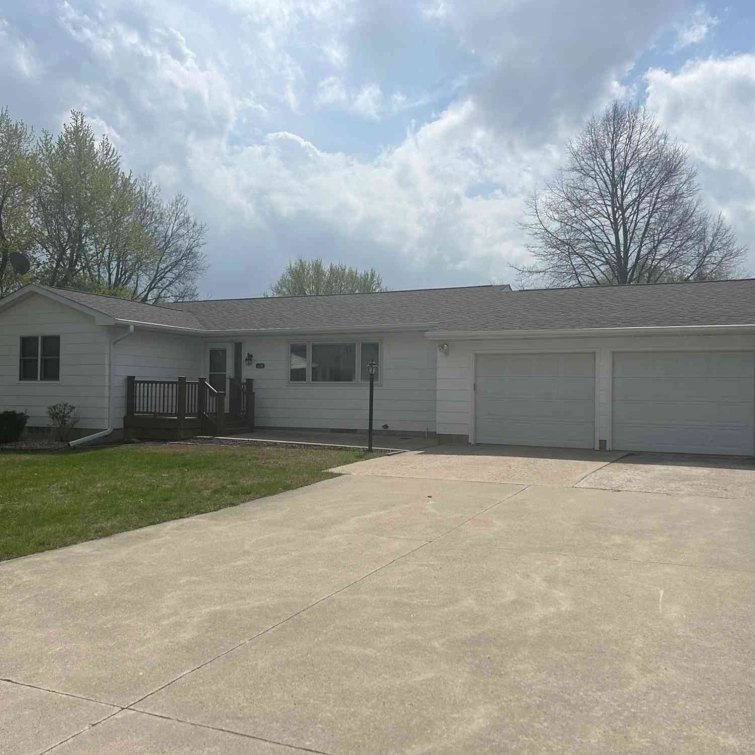 Condo For Sale - 1306 SW 2nd<br/> Wright County, Eagle Grove, IA 50533