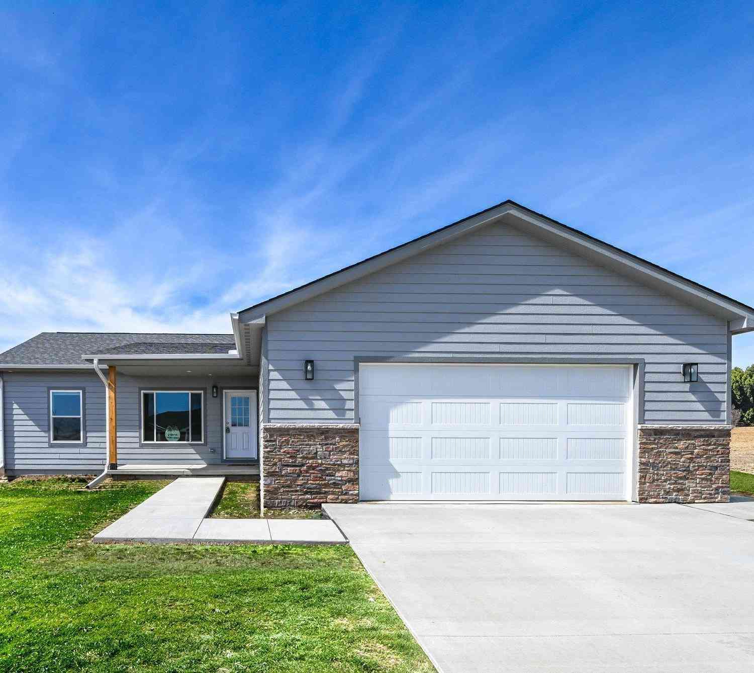 Homes For Sale - 210 Harvest Hills Drive<br/> Harrison County, Woodbine, IA 51579