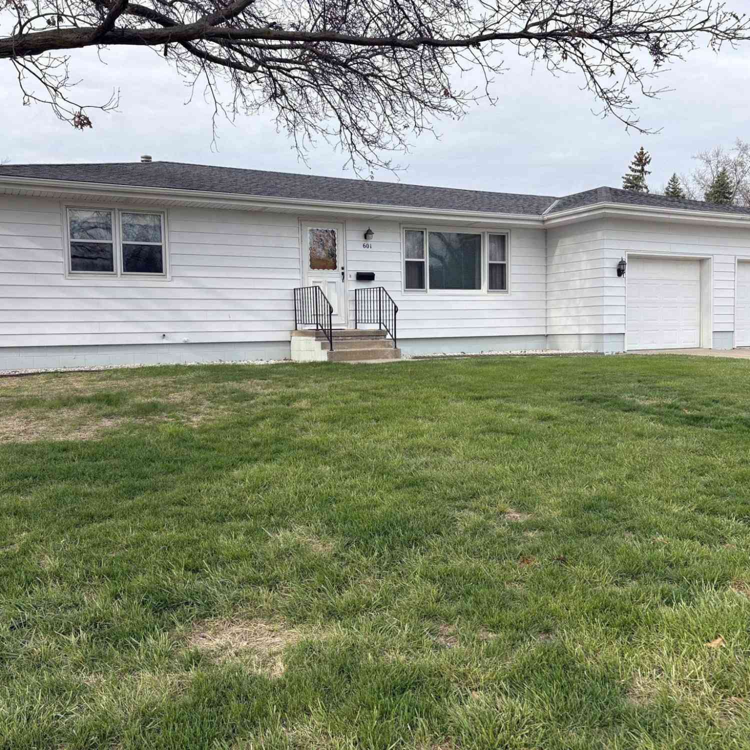 Homes For Sale - 601 Hillcrest Drive<br/> Montgomery County, Red Oak, IA 51566