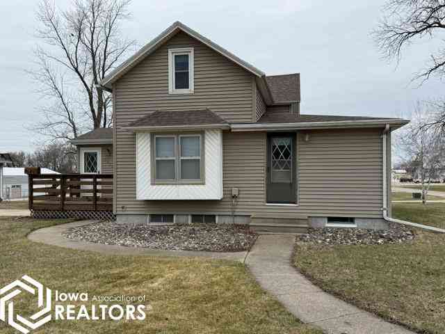 Homes For Sale - 1317 E Commercial Street<br/> Kossuth County, Algona, IA 50511