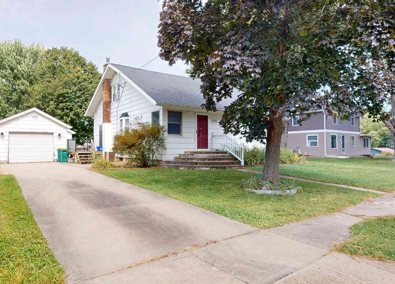 Homes For Sale - 308 2nd Street<br/> Floyd County, Nora Springs, IA 50458
