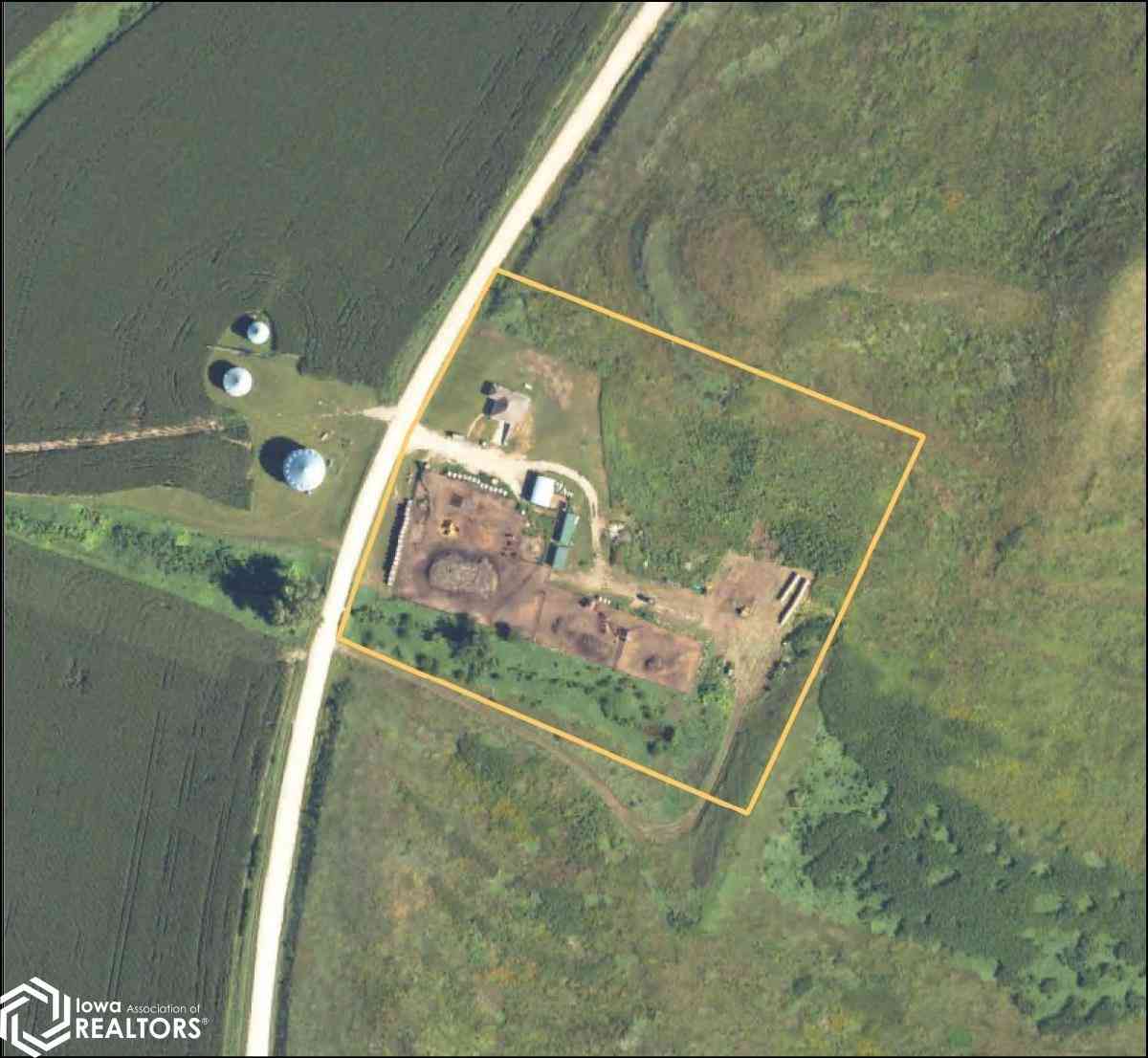 Homes For Sale - 14827 Oak Avenue<br/> Monona County, Castana, IA 51010