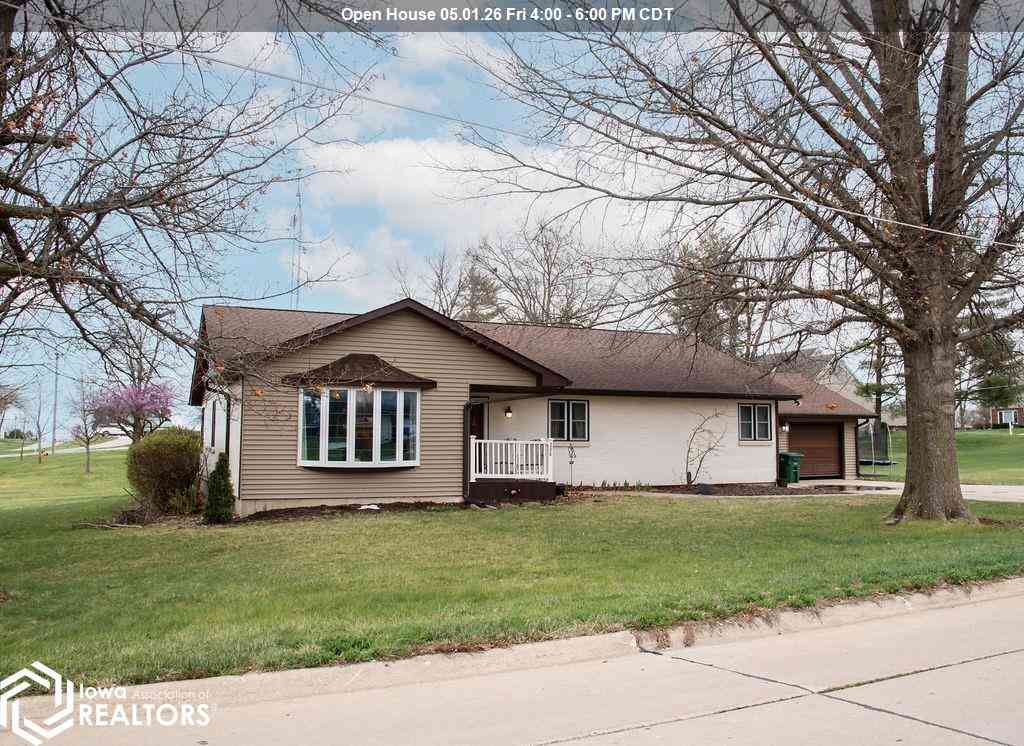Homes For Sale - 306 Duffield Street<br/> Davis County, Bloomfield, IA 52537