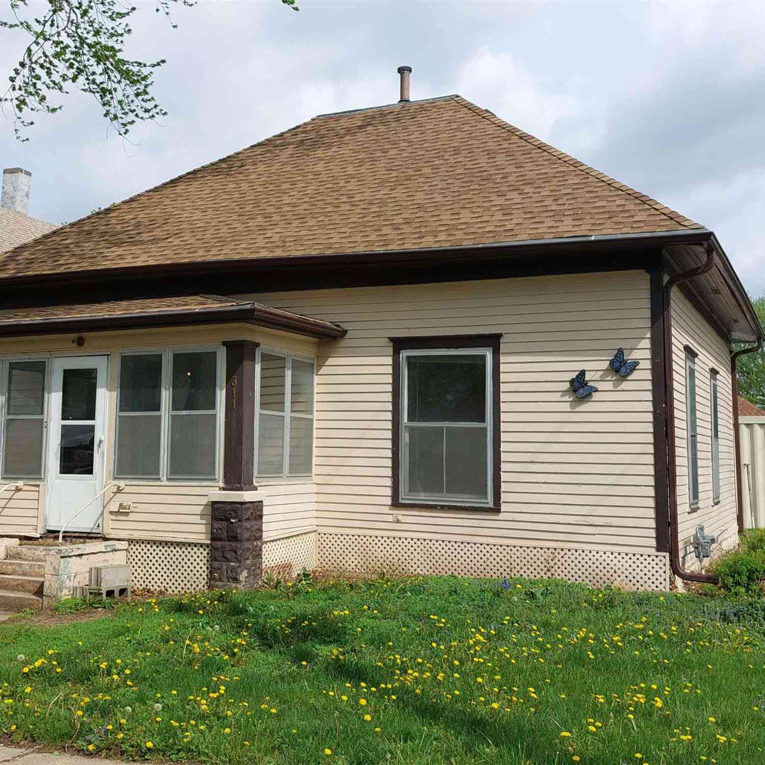 Homes For Sale - 311 E Prospect Street<br/> Montgomery County, Red Oak, IA 51566