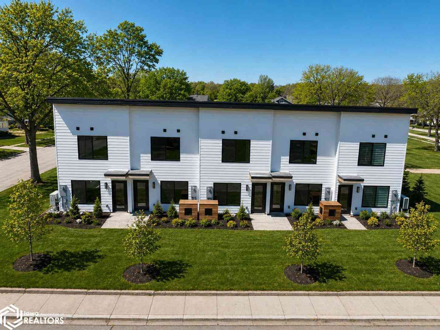 Condo For Sale - 328 S 11th St<br/> Sac City, IA 50583