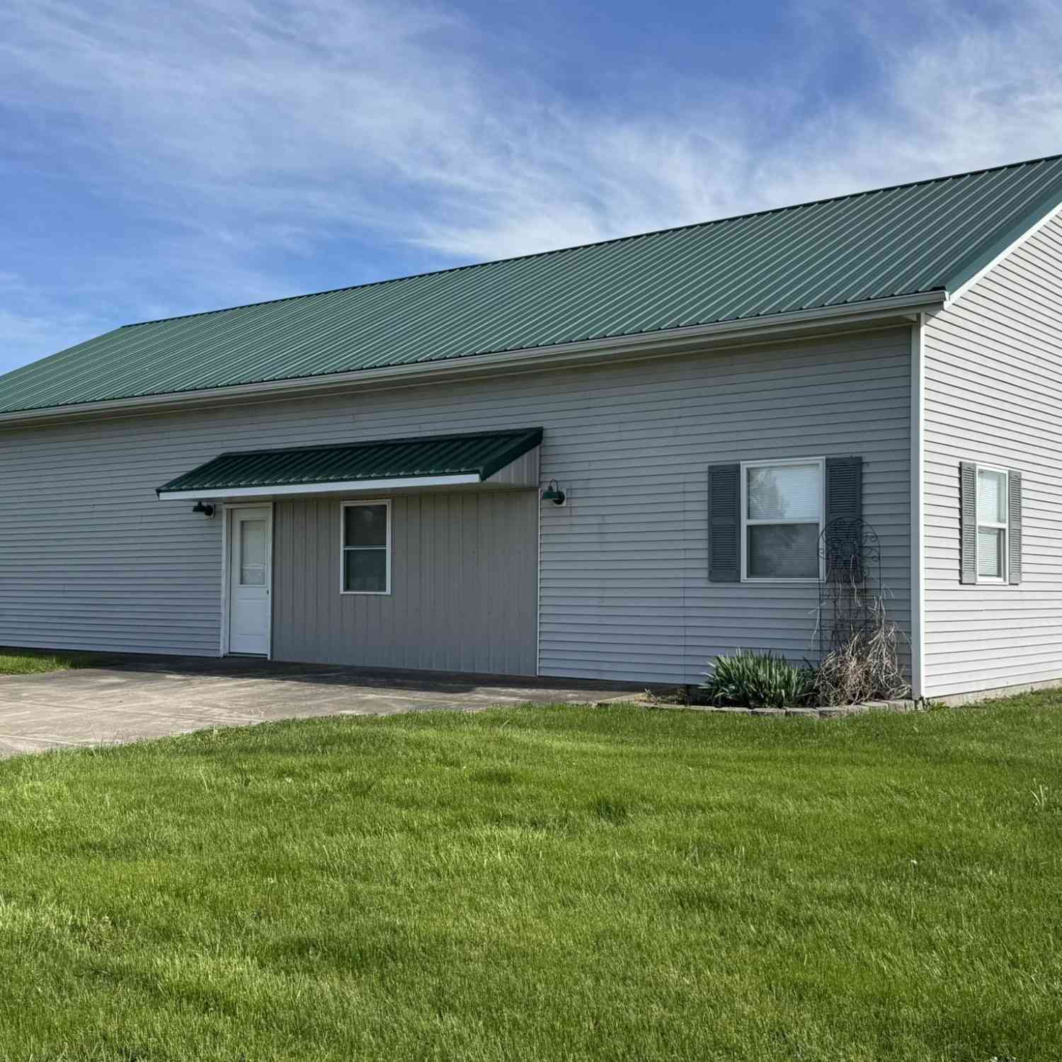 Homes For Sale - 206 W Main Street<br/> Exline, IA 52555