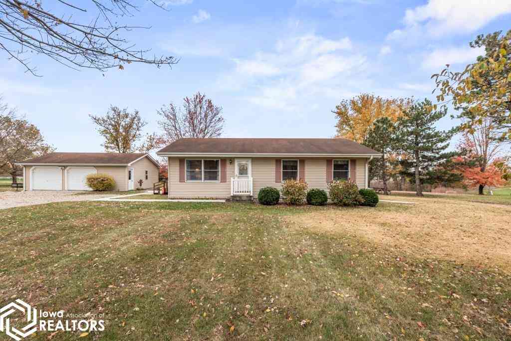 Homes For Sale - 22789 195th St<br/> Davis County, Bloomfield, IA 52537