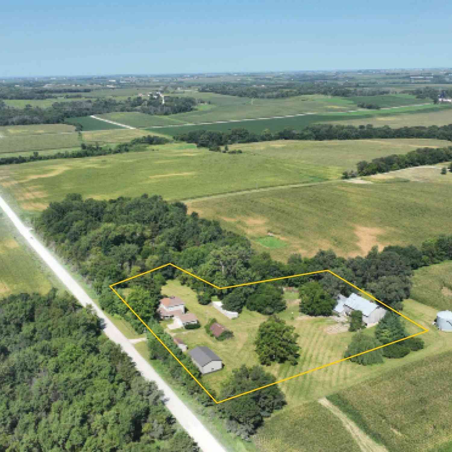 Homes For Sale - 4617 Durow Road<br/> Linn County, Center Point, IA 52213