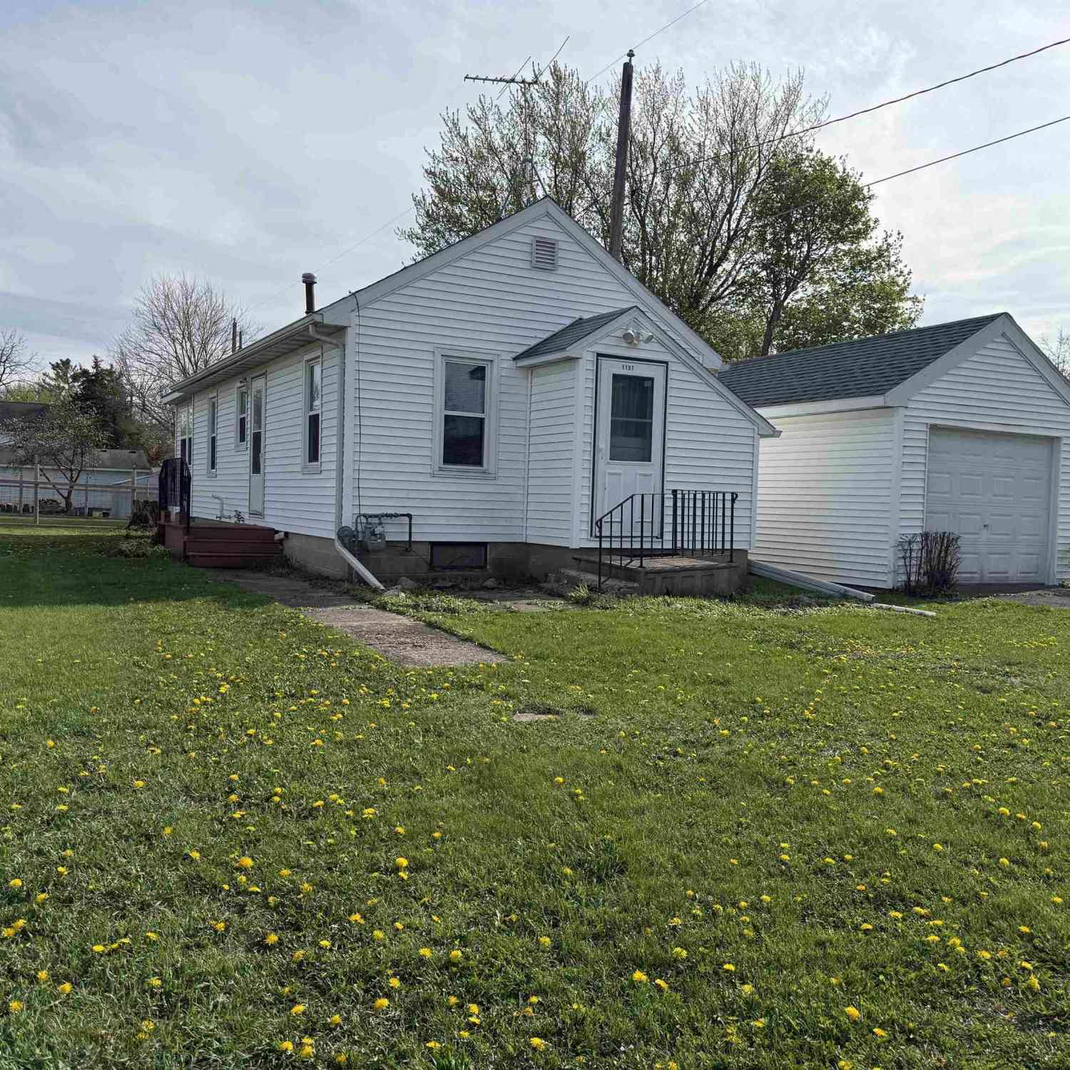 Homes For Sale - 1107 N 5th Ave<br/> Northwood, IA 50459