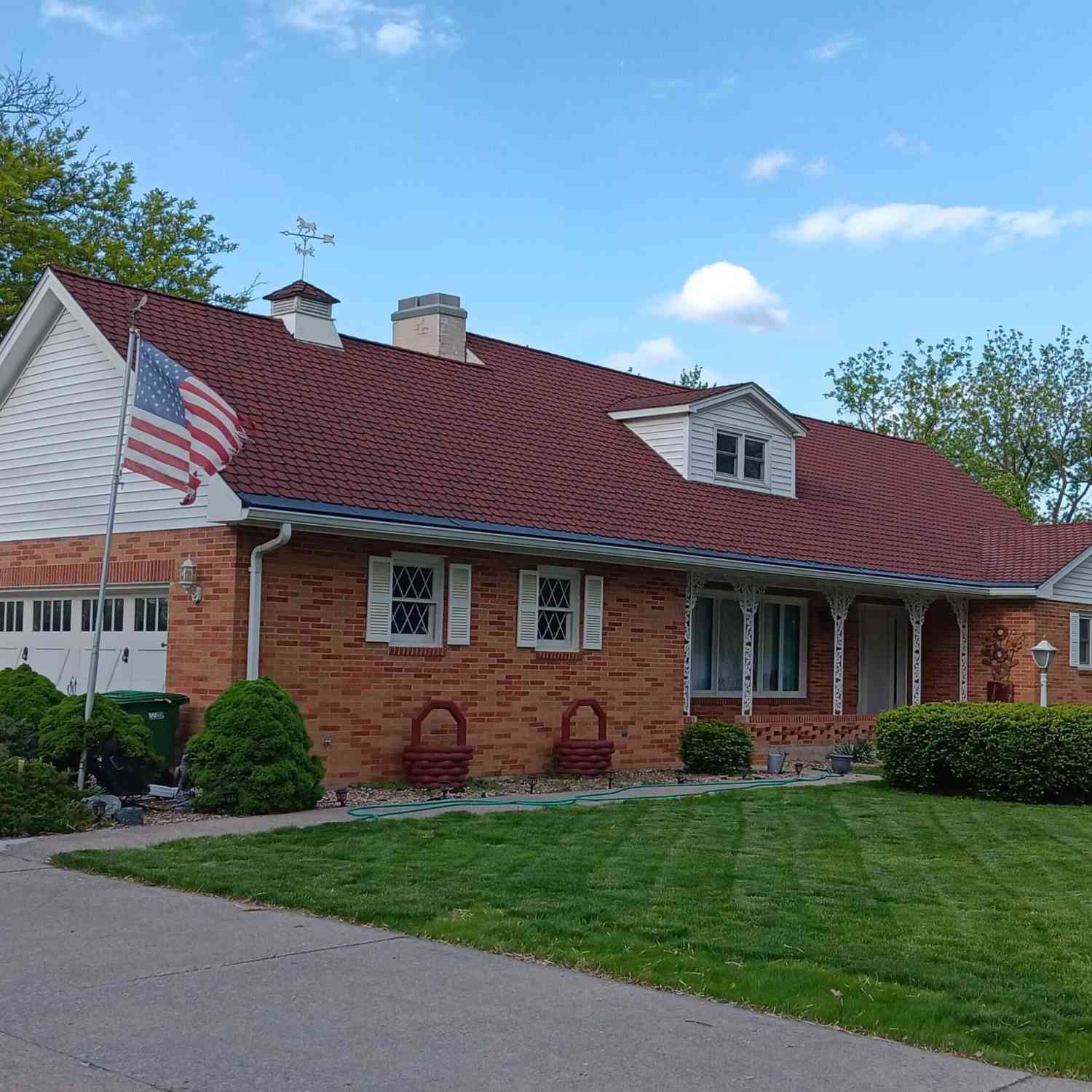 Homes For Sale - 605 E Arkansas Avenue<br/> Davis County, Bloomfield, IA 52537