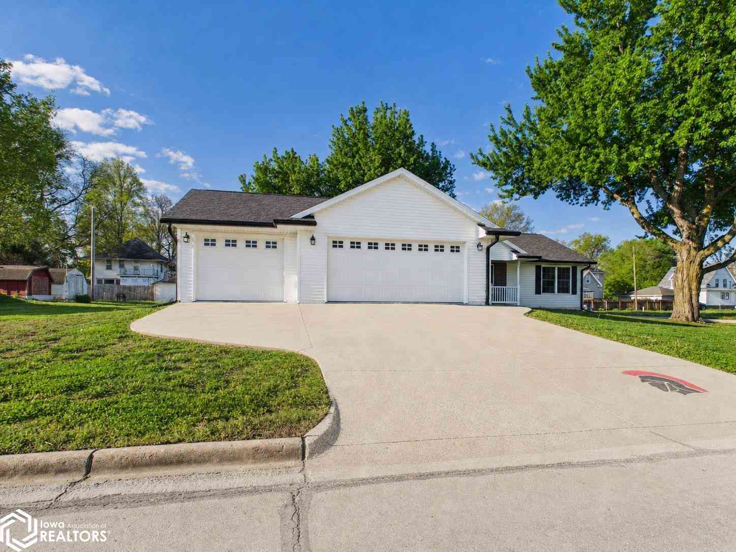Homes For Sale - 802 Iowa Avenue<br/> Page County, Essex, IA 51638