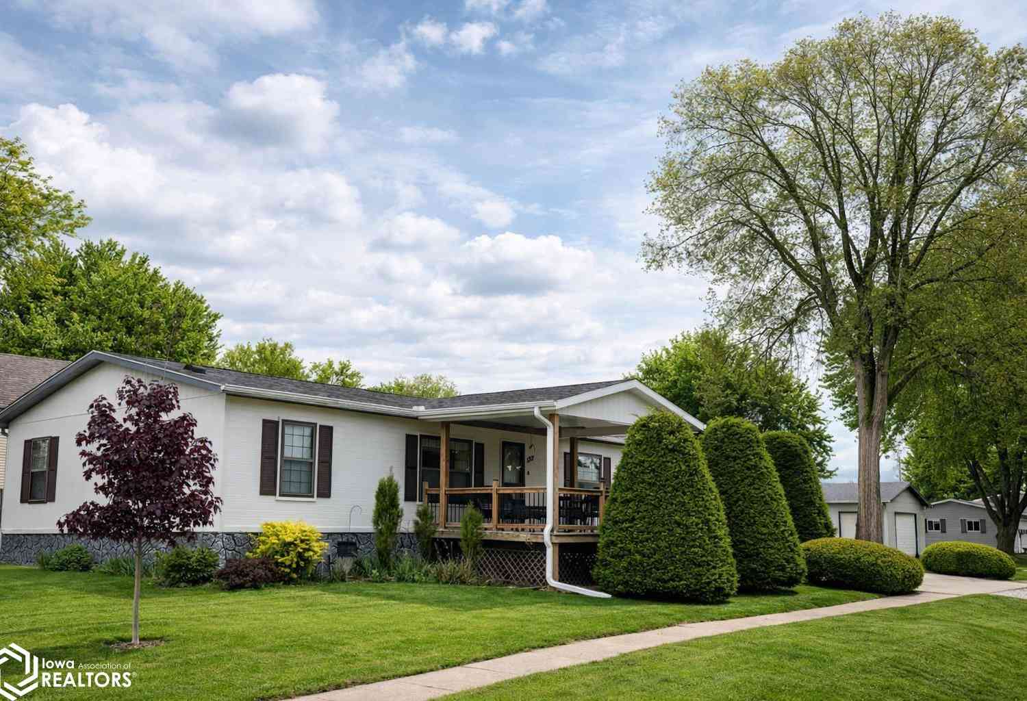 Mobile Home For Sale - 127 4th Street<br/> Murray, IA 50174