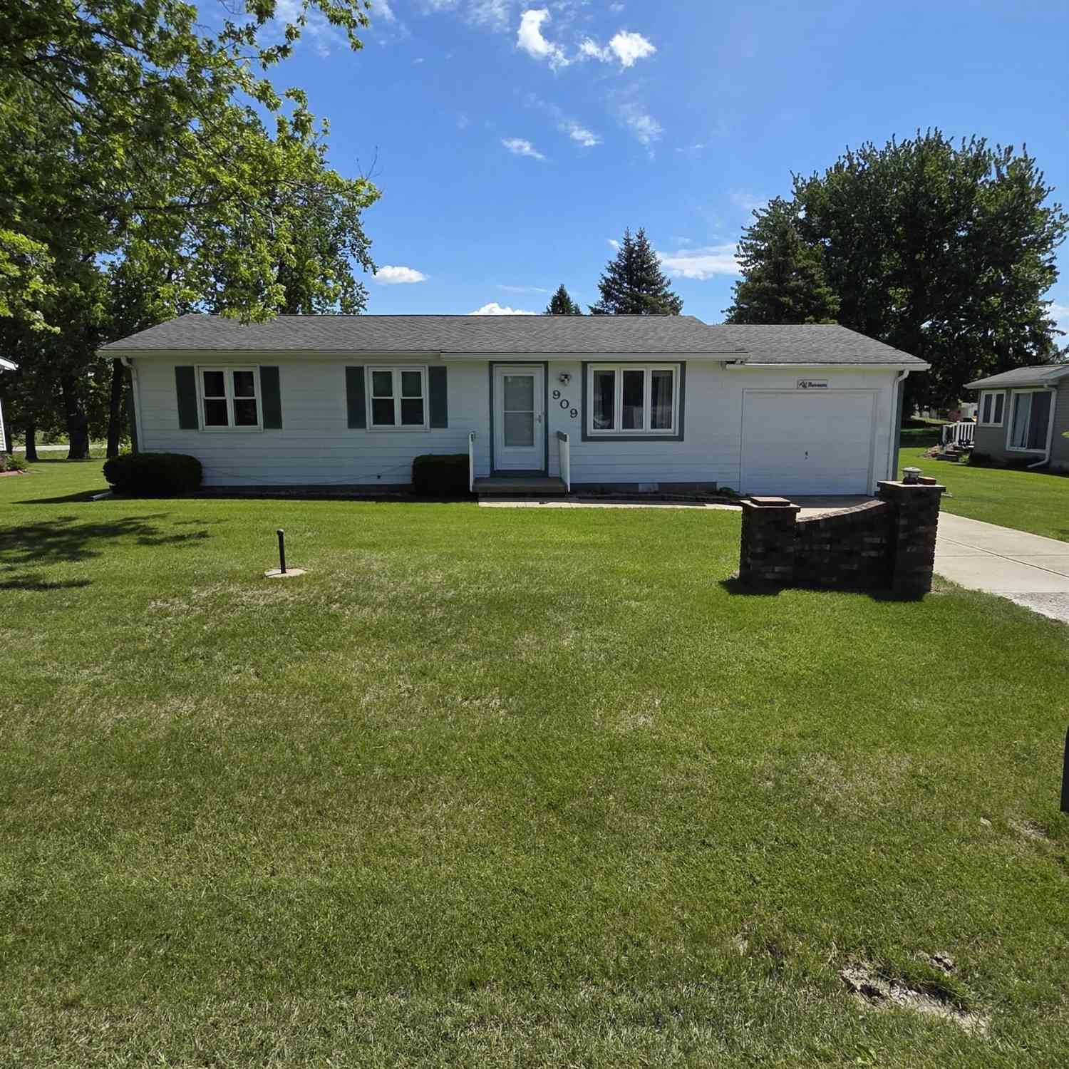 Homes For Sale - 909 N Clayton Street<br/> Union County, Afton, IA 50830