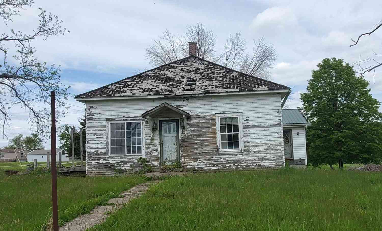 Homes For Sale - 413 E 3rd Street<br/> Wayne County, Lineville, IA 50147