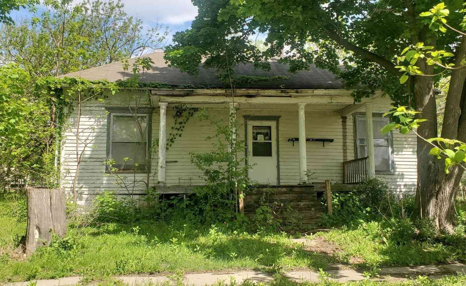 Homes For Sale - 405 Babson Street<br/> Taylor County, Blockton, IA 50836