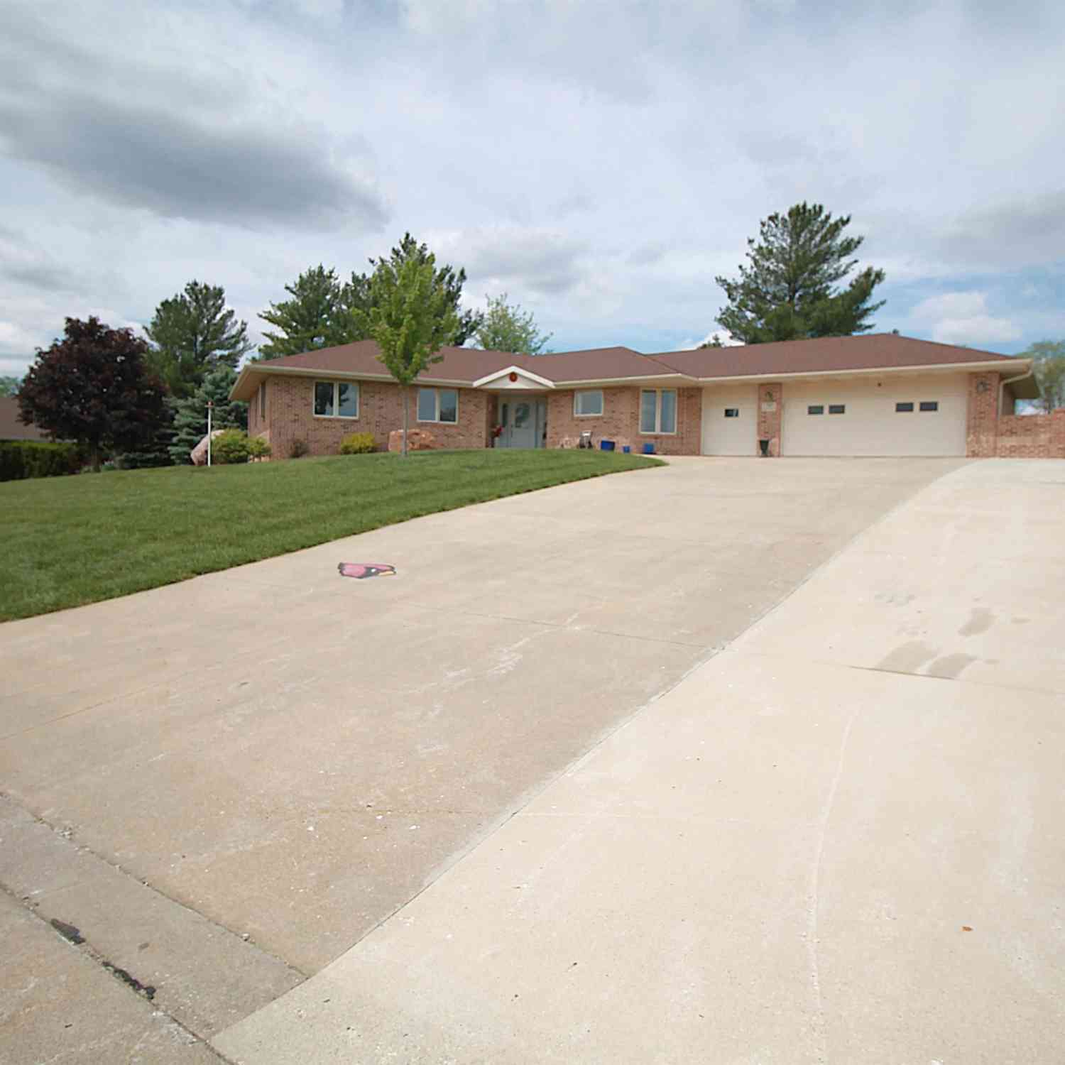 Homes For Sale - 707 Country Club Drive<br/> Page County, Clarinda, IA 51632