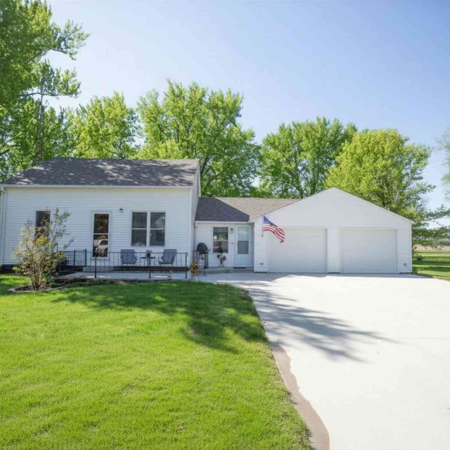 Homes For Sale - 12 3rd Avenue<br/> Kossuth County, Titonka, IA 50480