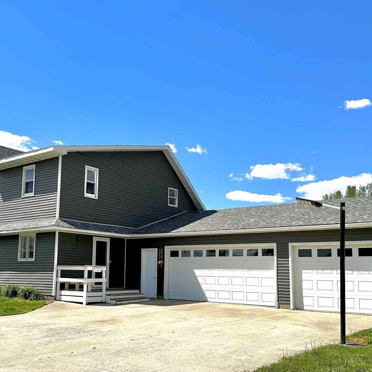 Homes For Sale - 178 1st Street<br/> Hancock County, Britt, IA 50423